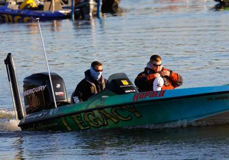Bernie Schultz idles his boat out onto Pickwick Lake.