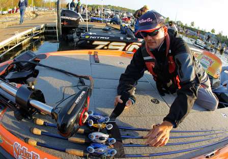 James Niggemeyer straps in his rods for Day Two on Pickwick Lake.