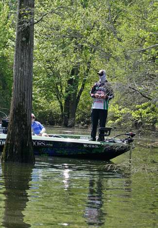 Jonathan VanDam pulled up and made a few casts in the vicinity.