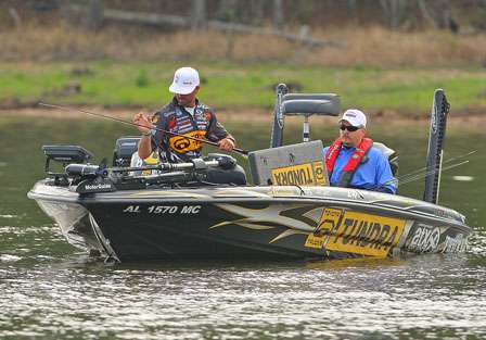 With nothing but small fish hitting, Swindle changes rods and heads out to go sight fishing.