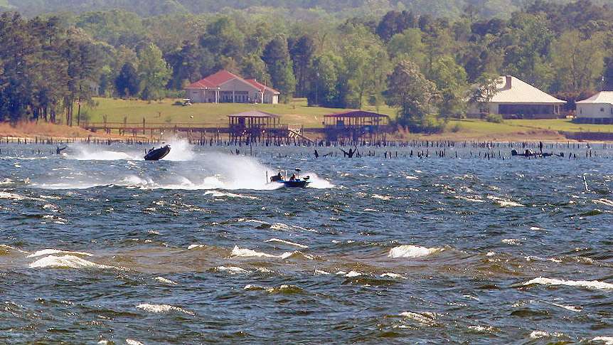 <p>
	Anglers had some rough rides as high winds roughed up Toledo Bend, making for a bumpy Bayou and slow going.</p>
