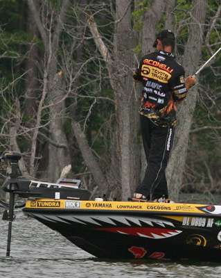 <p>
	As he went to swing the fish into the boat, it pulled off, but still ended up in the bottom of Iaconelliâs boat</p>
