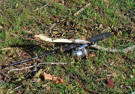 <p> 	A fishing pole, now part of the debris.</p> 