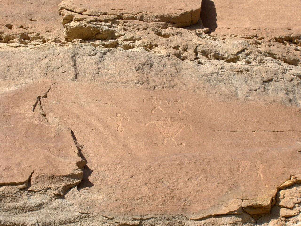<p>
	Ancient art on the red rocks is another attraction offered by the San Juan River below the Navajo Lake dam.</p>
