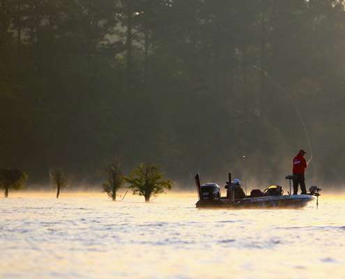 <p>
	Paul Elias makes a cast into the fog on Day Two of the Pride of Georgia on West Point Lake.</p>
