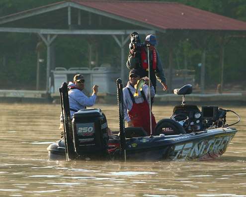 <p>
	VanDam gives the cameras and spectators a better look at the fish.</p>
