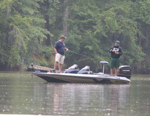 <p>
	College B.A.S.S. anglers fish into a creek off of the Alabama River.</p>
