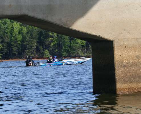 <p>
	Brandon Palaniuk idles under a bridge to the north end of West Point Lake Thursday.</p>
