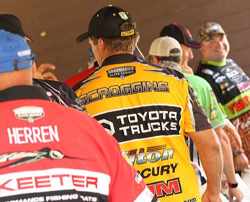 <p>
	Terry Scroggins is looking to take the lead in the Toyota Tundra Bassmaster Angler of the Year race after Alton Jones stumbled on Day One.</p>
