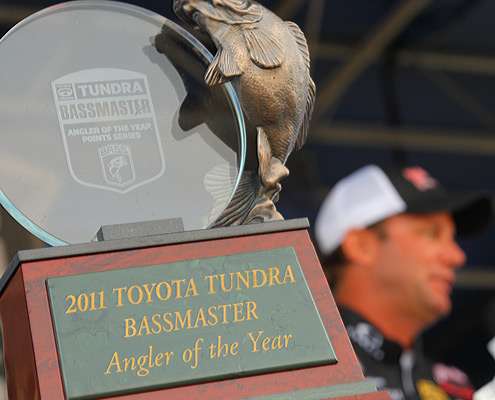 <p>
	VanDam is in good position to win his fourth straight Toyota Tundra Bassmaster Angler of the Year title.</p>
