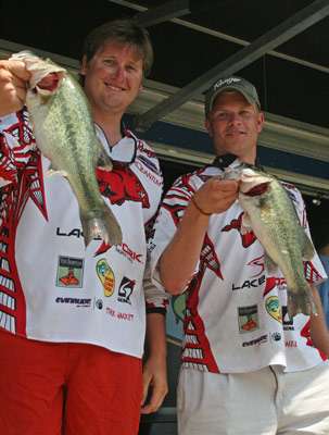 <p>
	Mook Miller and Kyle Billingsley finished in fourth place with a total of 22 pounds, 2 ounces.</p>
