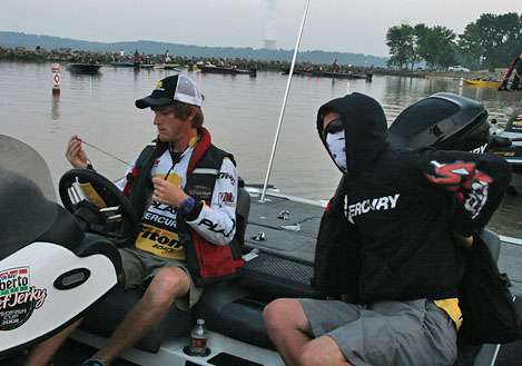 <p>
	Michael and Stephen Frenette of Southeastern Louisiana prepare to launch.</p>
