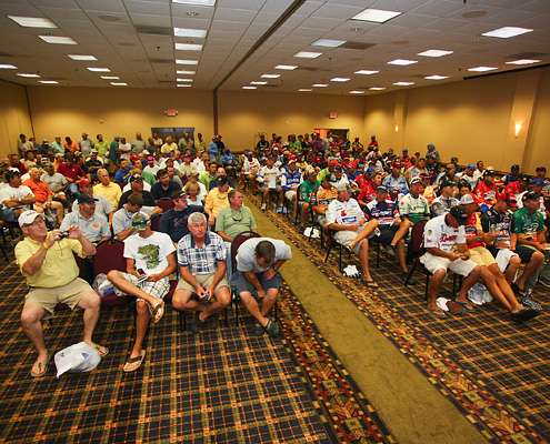 <p> 	Anglers and Marshals await the Day One pairings.</p> 