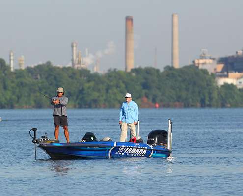 <p>
	Dave Wolak makes a cast as his Day One Marshal takes in the day of fishing. </p>
