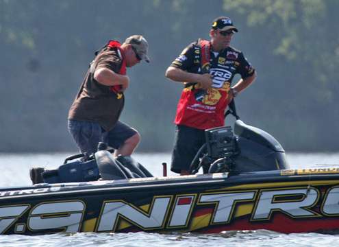 <p>
	Kevin VanDam captured the lead in the Toyota Tundra Bassmaster Angler of the Year race after one day on the Arkansas River.</p>
