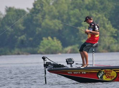 <p>
	A rare glimpse of Kevin VanDam sitting down while fishing shows just how tough the bite was on Saturday.</p>
