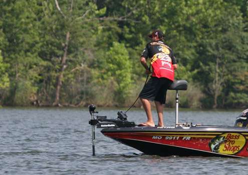 <p>
	Shortly after picking up a crankbait again, VanDam is hooked up with a nice bass.</p>
