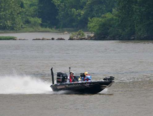<p>
	Aaron Martens fished Pool 6 and was the first boat to check in on time on Day Four of the Diamond Drive</p>
