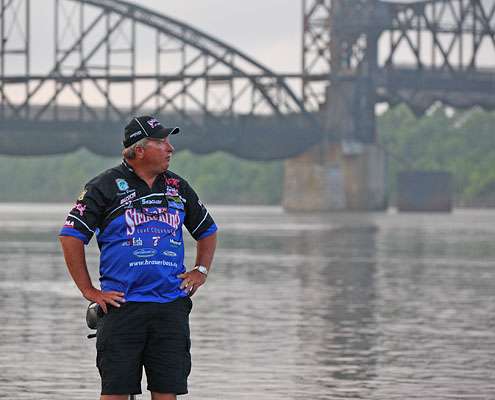 <p>
	Brauer has an almost insurmountable lead going into Sunday, but anything is possible on a finicky Arkansas River.</p>
