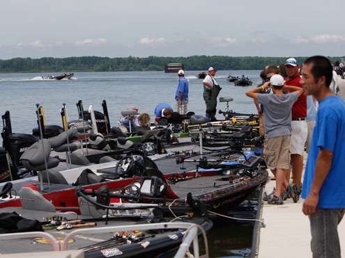 <p>
	Boats line the dock as others check in on Day Two of the Dixie Duel.</p>
