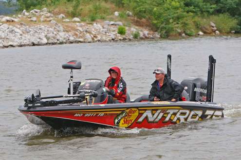 <p>
	 </p>
<p>
	Kevin VanDam idles back to the check-in after a good Day Three on Wheeler Lake.</p>
