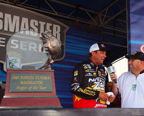 <p> 	The 2011 Dixie Duel trophy is within Kevin VanDam's reach.</p> 