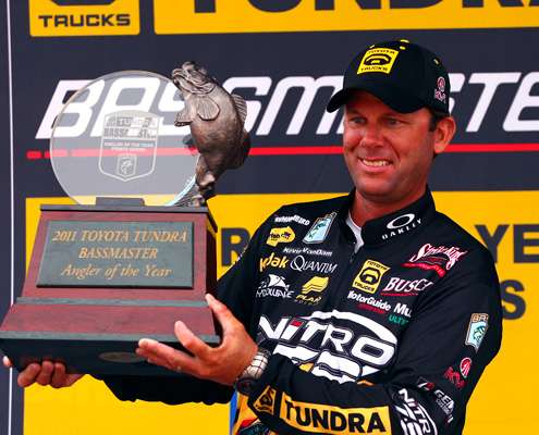 <p>
	Kevin VanDam seals up his 4th consecutive Toyota Tundra Angler of the Year title on Day Three of the Dixie Duel.</p>

