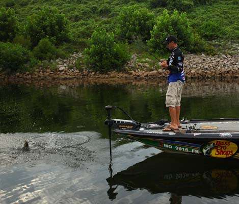 <p>
	Photographer James Overstreet spent the final day of the Evan Williams Bourbon All-Star Championship capturing images of Ott DeFoe on the Alabama River, while Mark Zona and Elite angler Kevin VanDam provided commentary (and occasionally stole Overstreet's camera). Don't forget to check them out on BASSCam!</p>

