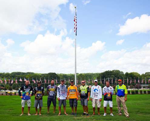 <p>
	 </p>
<p>
	The American flags outside served as a great backdrop for the anglers after they visited the VA hospital.</p>
