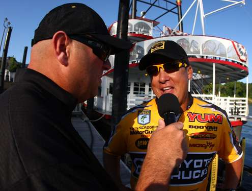 <p>
	Dave Mercer interviews Terry Scroggins as they wait at the docks on the <st1:place w:st=