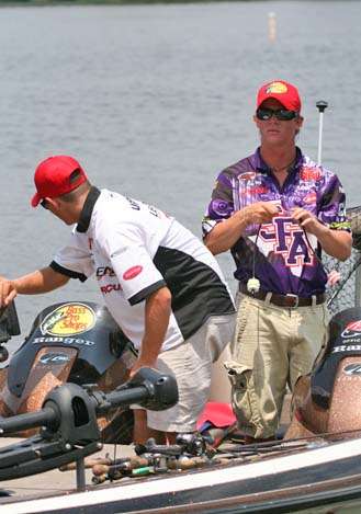 <p>
	 </p>
<p>
	Andrew Upshaw and Ryan Watkins of Stephen F. Austin check in at the dock as they prepare to weigh in on Day Three of the Mercury College B.A.S.S. National Championship.</p>
