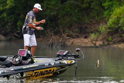 <p>
Another fish that wonât help him much as he attempts to defeat Ott DeFoe.</p>