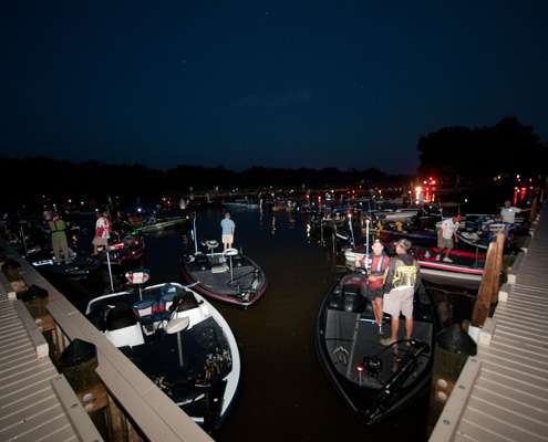 The competitors starting loading into the James River before 5:00 am.
