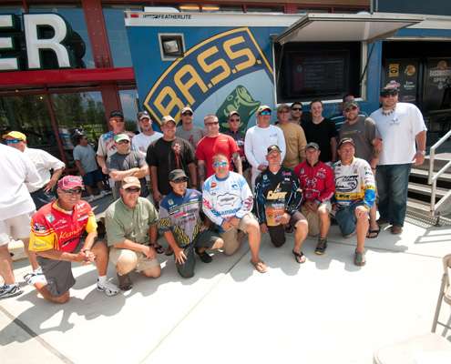 <p>
	All of the professional anglers, Wounded Warrior competitors and Kip West.</p>
