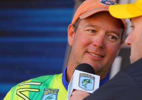 <p>
	 </p>
<p>
	Steve Kennedy places considerable emphasis on continuing education in bass fishing. He welcomes knowledgeable rivals in hopes of learning something for later use.</p>

