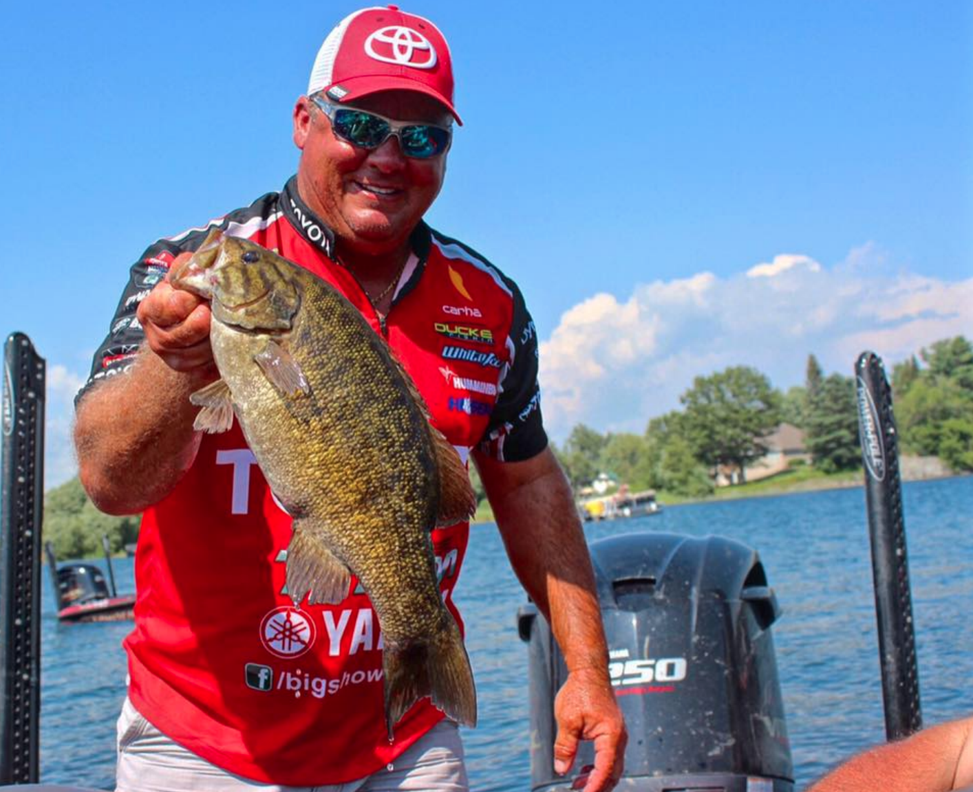 <h4>8lb. Largemouth vs. 6lb. Smallmouth?</h4>
<b>Green vs. Brown. Is it more impressive to land an 8-pound largemouth or a 6-pound smallie?</b><BR>
In fishing, size matters. But there are a lot of variables that affect a lakeâs ability to grow giant bassâgreen or brown. Florida big-bass specialist Terry Scroggins weighs-in on what makes a giant smallie such an impressive feat.
âYou know a 6-pound smallmouth is an old fish, whereas it doesnât take long for an 8-pound largemouth in, say, Florida to get that big.
âBecause of its age, that smallmouth has got to be smart. Yes, theyâre aggressive, but they wonât bite just anything you throw. Itâs definitely more impressive to find and land a smallie that big.â
