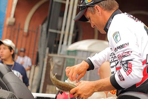 <p>
	 </p>
<p>
	Evers bags his catch for the final event of Toyota Trucks All-Star Week.</p>
