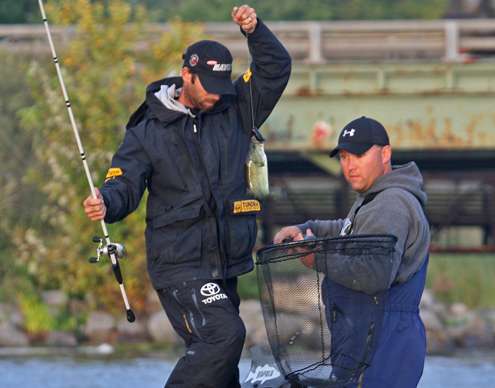 <p>
	His non-boater was good with the net and Iaconelli pulls out his fourth keeper of the morning.</p>
