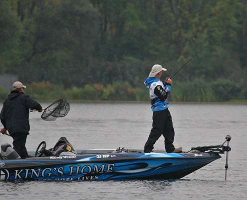 <p>
	Howell hooks up with his fourth keeper of the morning.</p>
