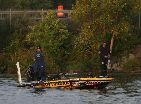 <p>
	Mike Iaconelli brought in 15 pounds on Day One.</p>
