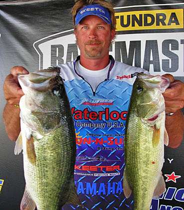 <p>
	<strong>TRENT MENEES, EAST TEXAS DIVISION</strong></p>
<p>
	Trent Menees hit the pads to take the Lake Tawakoni event Sept. 3 that was cut to one day because of Tropical Storm Lee. The Saginaw angler had a 6.27 lunker in his bag of 16.12 he caught off one pad field with a creek channel running alongside. He earned $3,307.</p>
