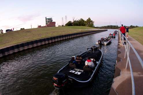<p>
	Anglers line the harbor in preparation to hit the Arkansas River. </p>
