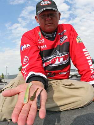 <p> 	 </p> <p> 	From left to right, Kurt Dove used an Optimum Wacky Shad, Gulp! Goby in Mango Magic and Yamamoto Shad Shape Worm in grey on his drop shot rig. He threw those three baits on 33-pound Toray Finesse Braid  with a 6-foot leader made from 8-pound Toray Blackwater fluorocarbon line. âWhen the fish hit a certain way when you are fishing vertically, they just suck it in and you need to feel the difference in weight,â Dove said. âI caught two times as many fish as my co-angler and I think it was because I felt my bites better.</p> 