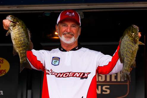 <p>
	Mark Hicks (96th, 16-9)</p>
