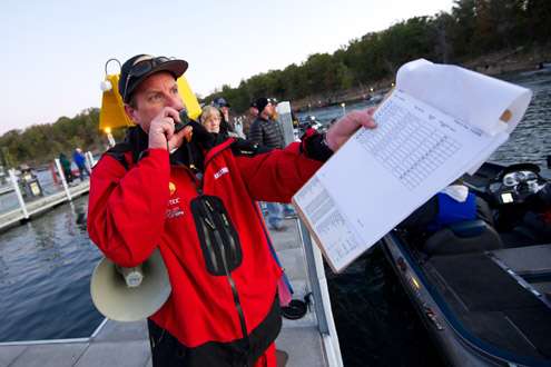 <p>
	 </p>
<p>
	B.A.S.S. tournament director, Chris Bowes, lines the boats in their proper order. </p>
