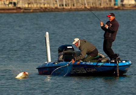<p>
	Tucker nearly salted the victory away early on Day Three but lost this 7-plus fish on Lake Lewisville.</p>
