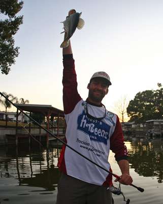 <p>
	Machek ends the day by boating this quality 4-pound largemouth.</p>
