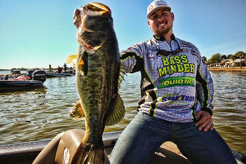 <p>
	 </p>
<p>
	Steve Wisdom caught the largest bass on Day One, weighing 8 pounds, 15 ounces. </p>
