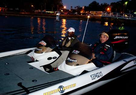 <p>
	Marcus Parker, 12th place, sits back nearly 15lbs from the leader.</p>

