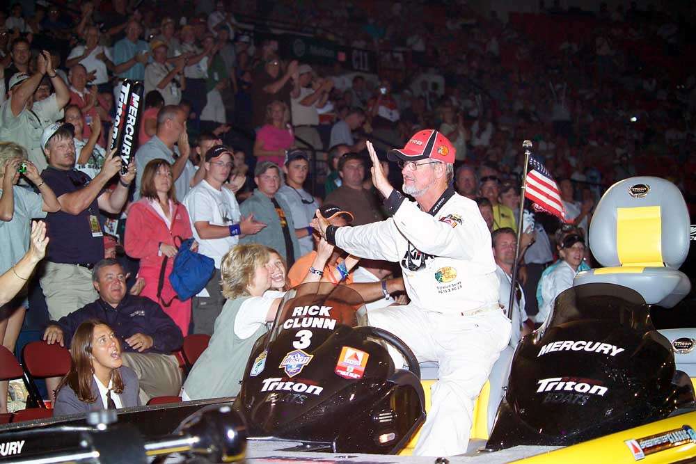 <p>
	<strong>Largest margin of victory</strong></p>
<p>
	Complete and total domination. That's the only way to describe Rick Clunn's performance at the 1984 Bassmaster Classic on the Arkansas River. On all three days of competition Clunn (pictured here in 2005) posted the heaviest catch of the entire field, totaling 75 pounds, 9 ounces and beating his closest competitor by more than 25 pounds.</p>
